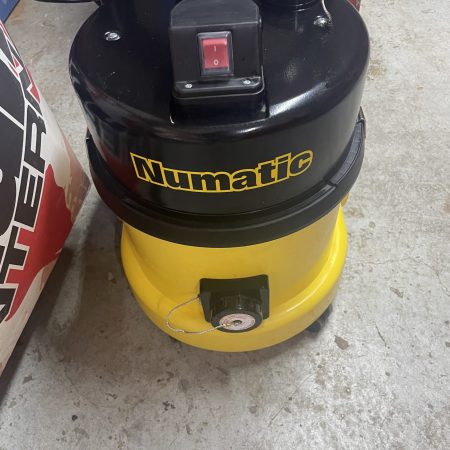 NUMATIC HZ390S-2: Aspirateur Classe H   filtration absolue