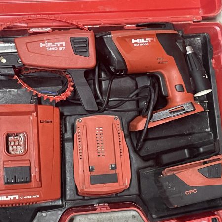 VISSEUSE PLACO HILTI SD5000-A22 avec chargeur vis sdm57