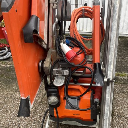 SCIE MURALE  HUSQVARNA   WS 220 complète:  sous garantie