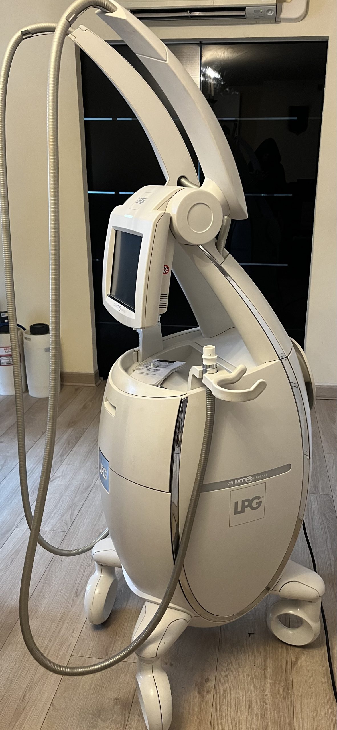 LPG CELLU M6 INTEGRAL – 1 175 H – TRÈS BON ÉTAT – PROFESSIONNEL – Image 4