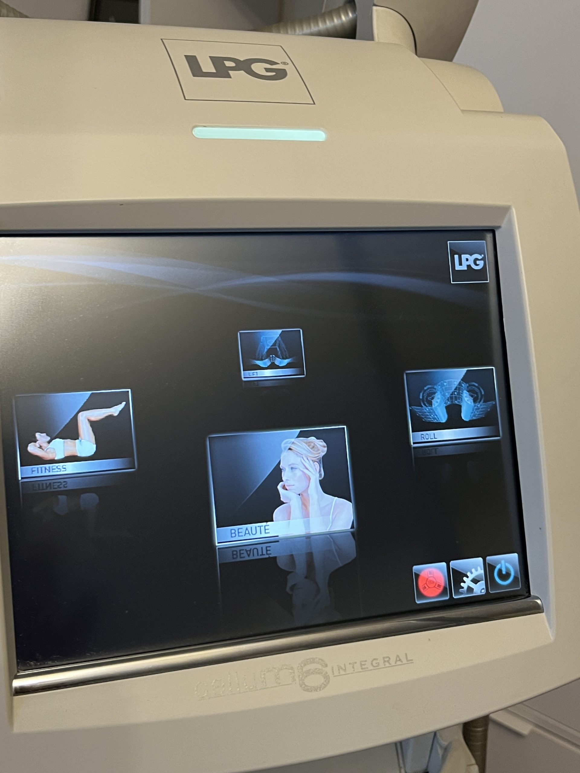 LPG CELLU M6 INTEGRAL – 1 175 H – TRÈS BON ÉTAT – PROFESSIONNEL – Image 10